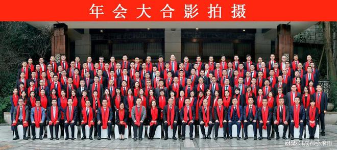 圈大小对画面清晰度有着显著影响AG真人网站团体照合影拍摄光